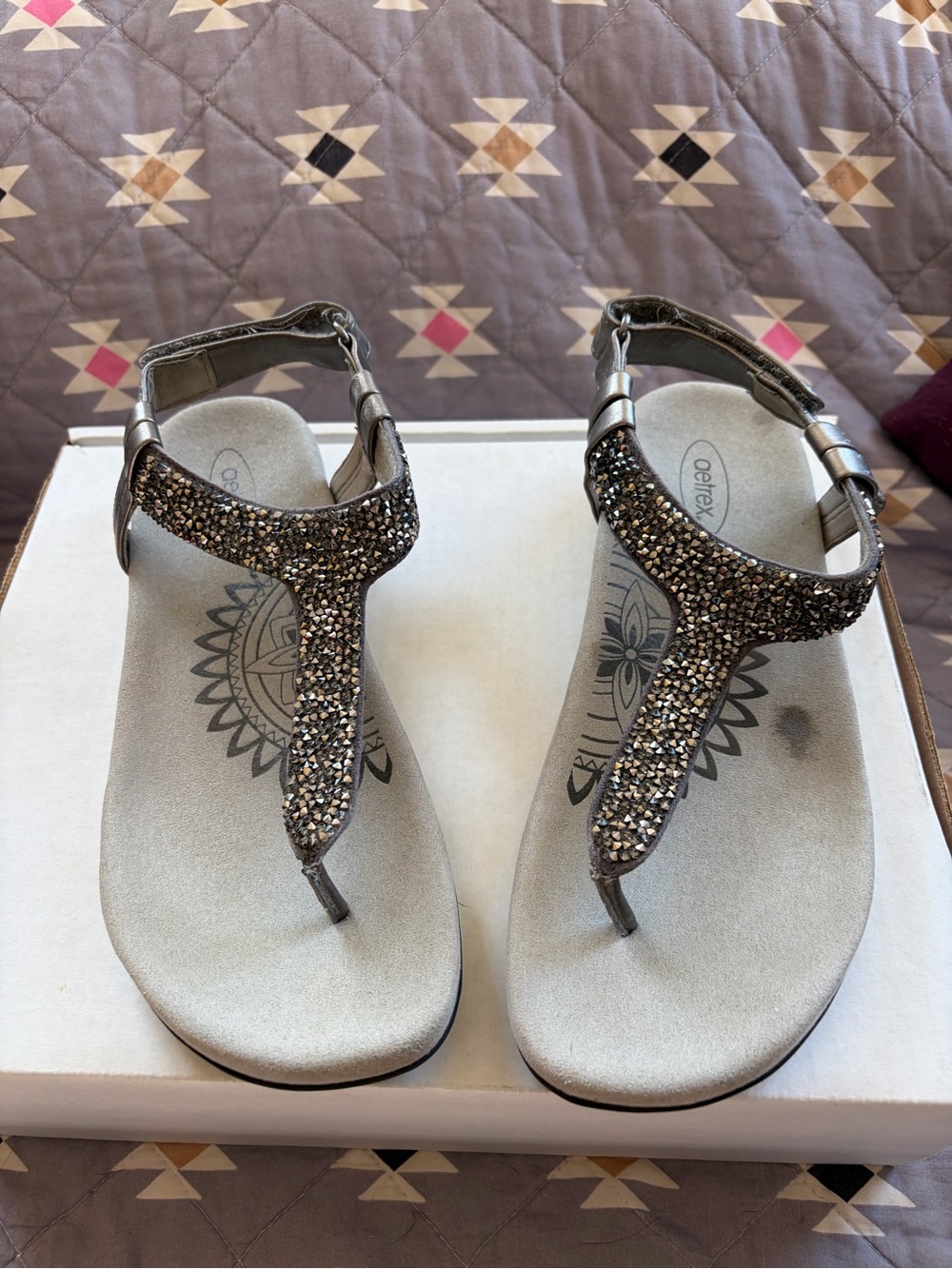 Aetrex Sparkle T-Strap Sandals - Grey